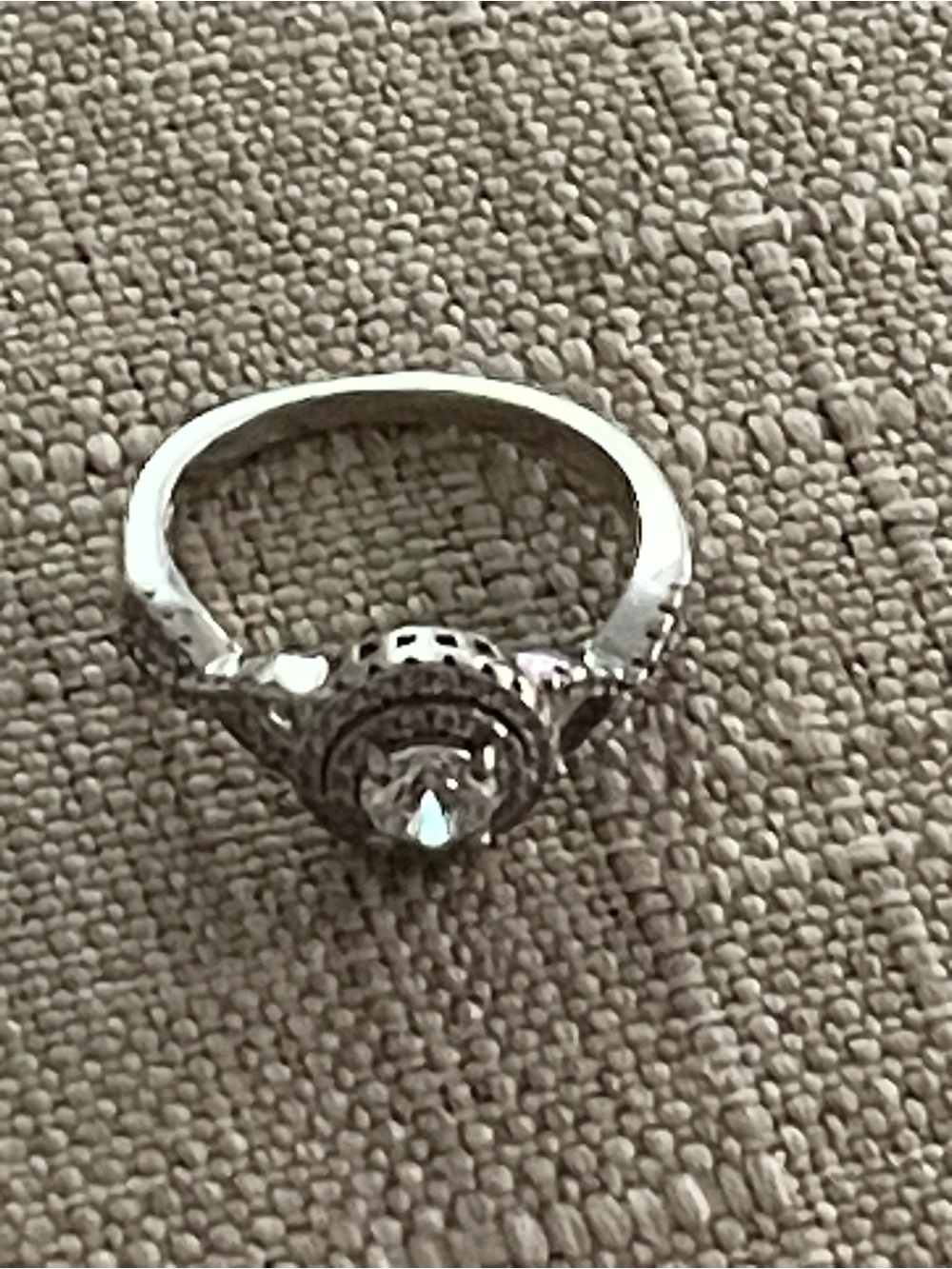 Vintage Sterling Silver Floral Halo Ring with Central Stone - Picture 5 of 6